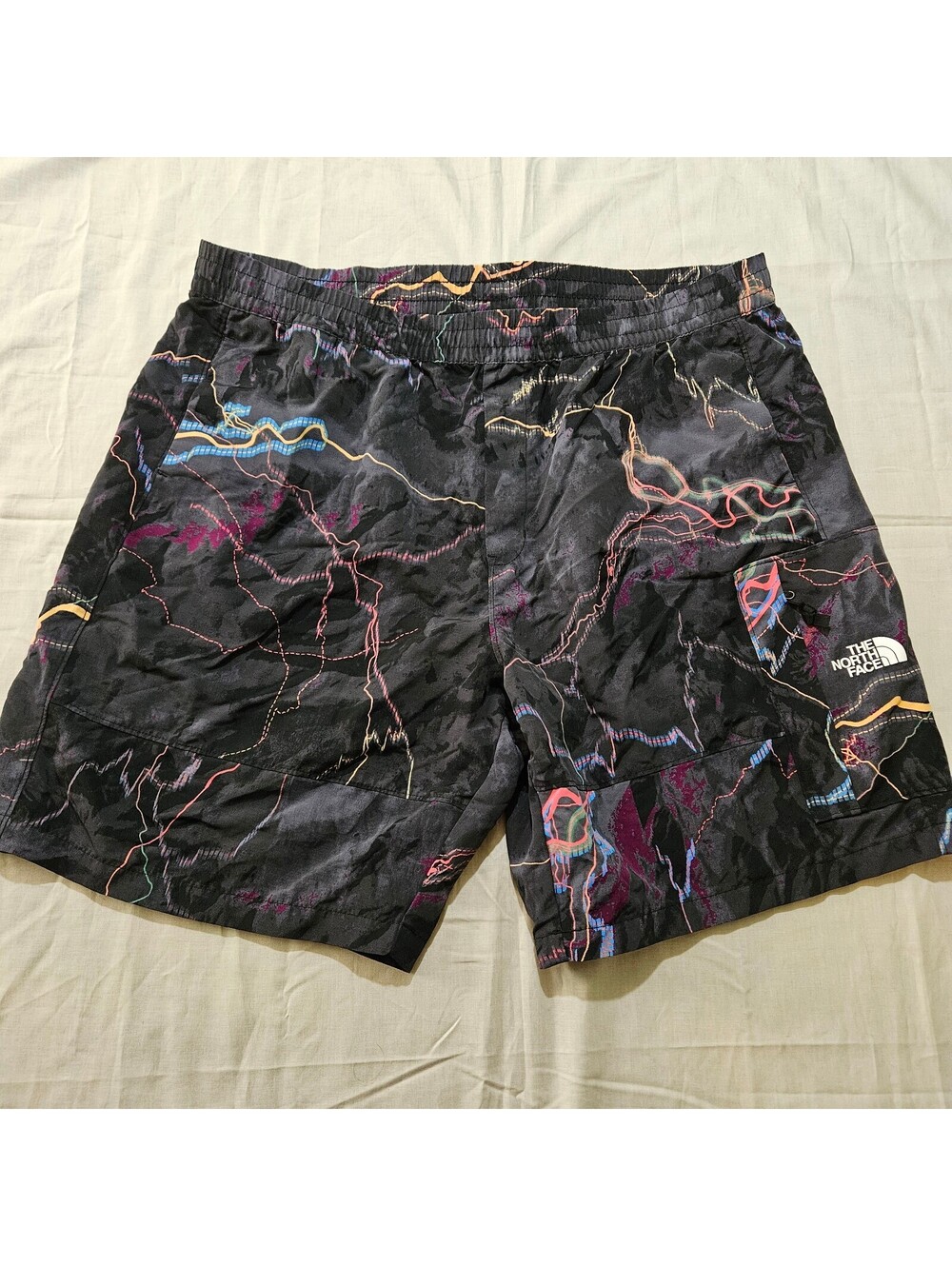 The North Face Nylon Easy Shorts TNF Lightning Mens Size XXL Black Multicolor